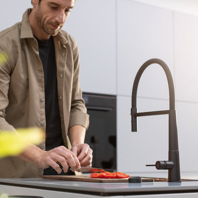 Load image into Gallery viewer, Franke Kitchen Tap Icon Semi Pro Spray