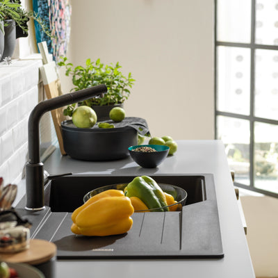 Load image into Gallery viewer, Franke Kitchen Tap Urban L-Shape Pull Out Nozzle
