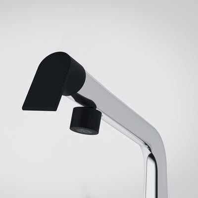 Load image into Gallery viewer, Franke Kitchen Tap Icon J-Shape Swivel Spout
