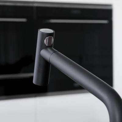 Load image into Gallery viewer, Franke Kitchen Tap Icon L-Shape Pull Out Spray
