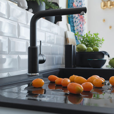 Load image into Gallery viewer, Franke Kitchen Tap Urban L-Shape Pull Out Nozzle
